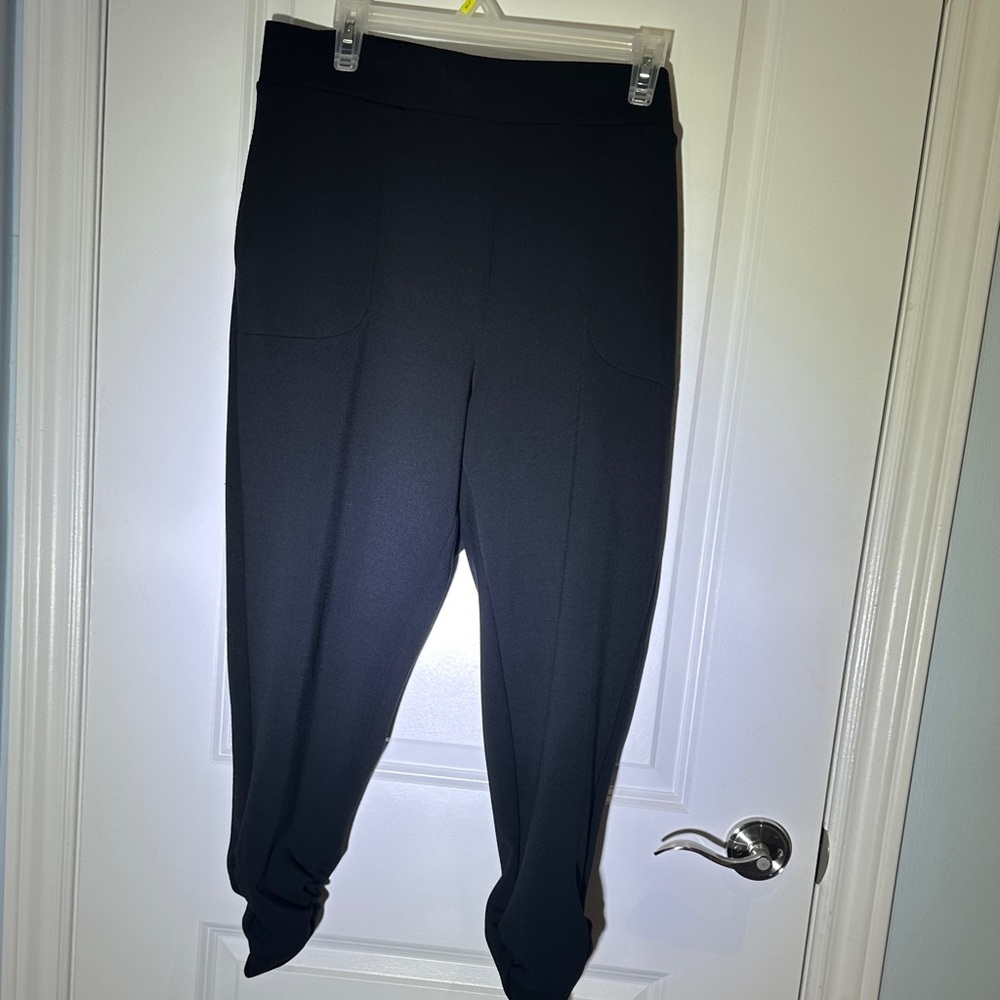 torrid Black Ankle Cropped Ponte Pants